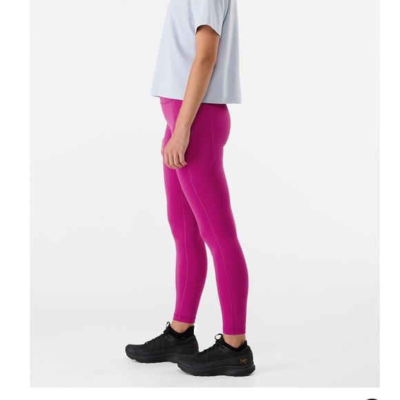 Arcteryx Essent women leggings 26” Synth - Picture 3 of 7